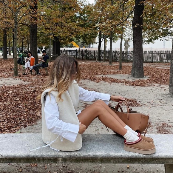 Fall Vests - Picture 7 of 8